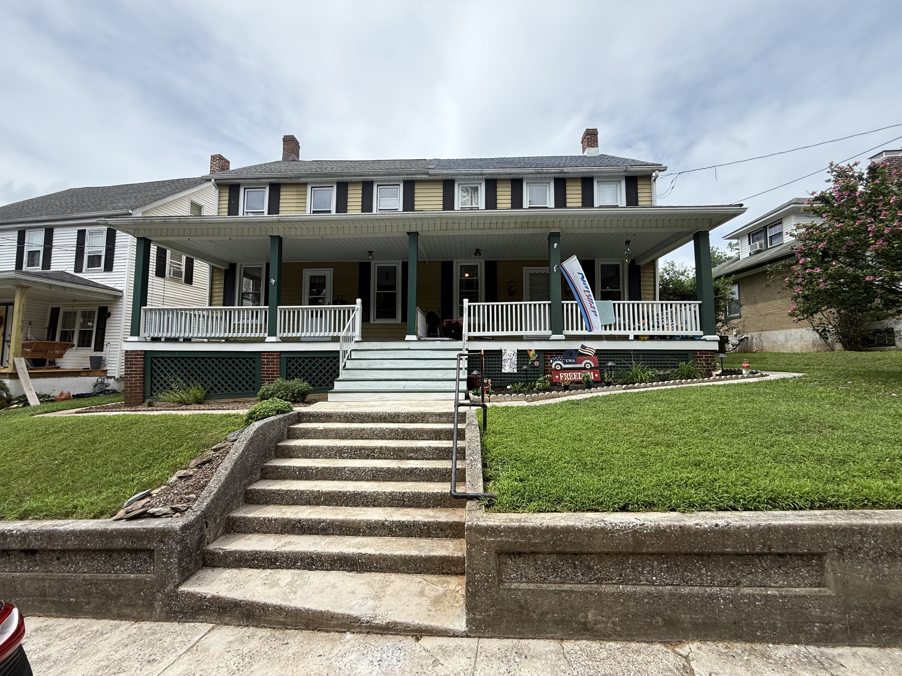 22 Glen Avenue