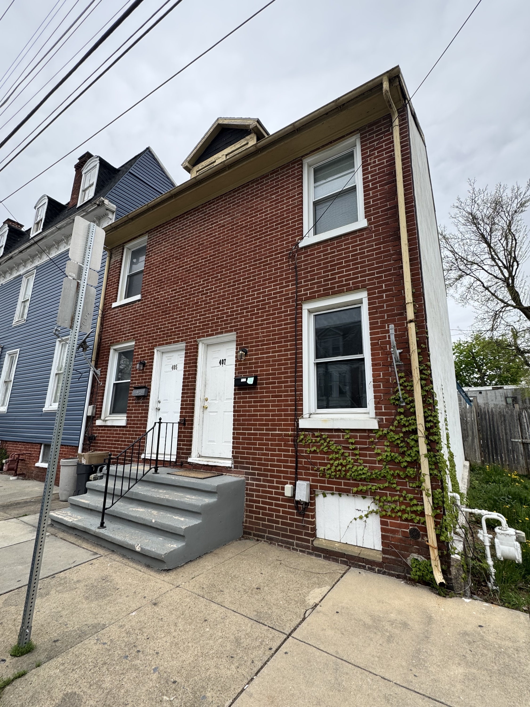 407 East King Street